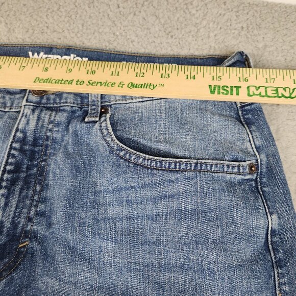 Wrangler Jeans Mens 33x32 Blue Relaxed Straight Leg Rodeo Ranch Hand Workwear - Picture 3 of 10